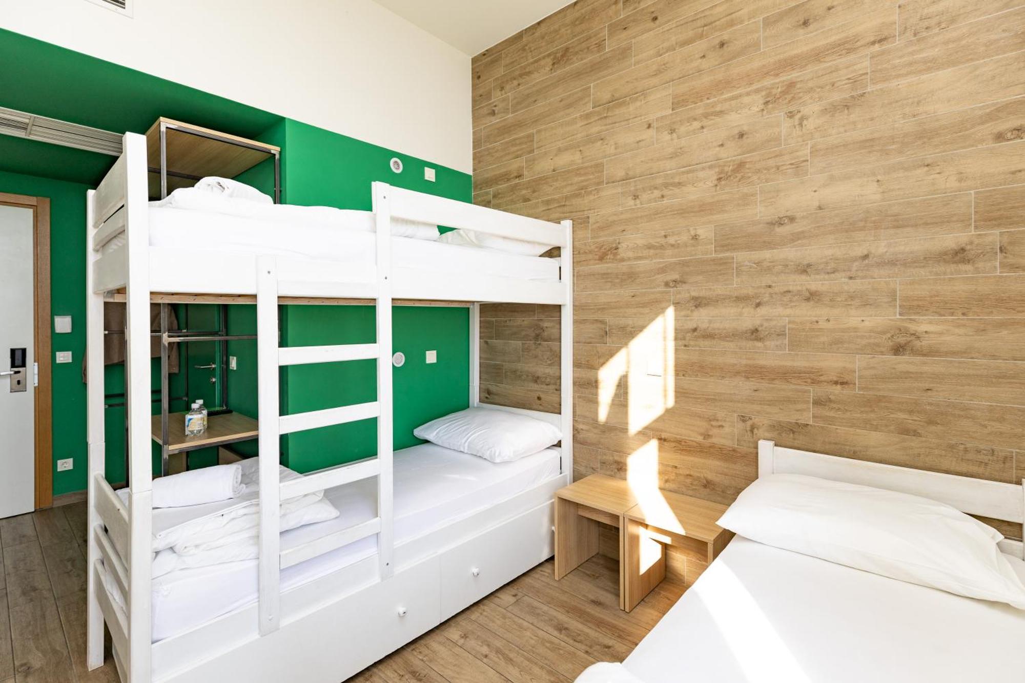 לובראן Hostel Link מראה חיצוני תמונה