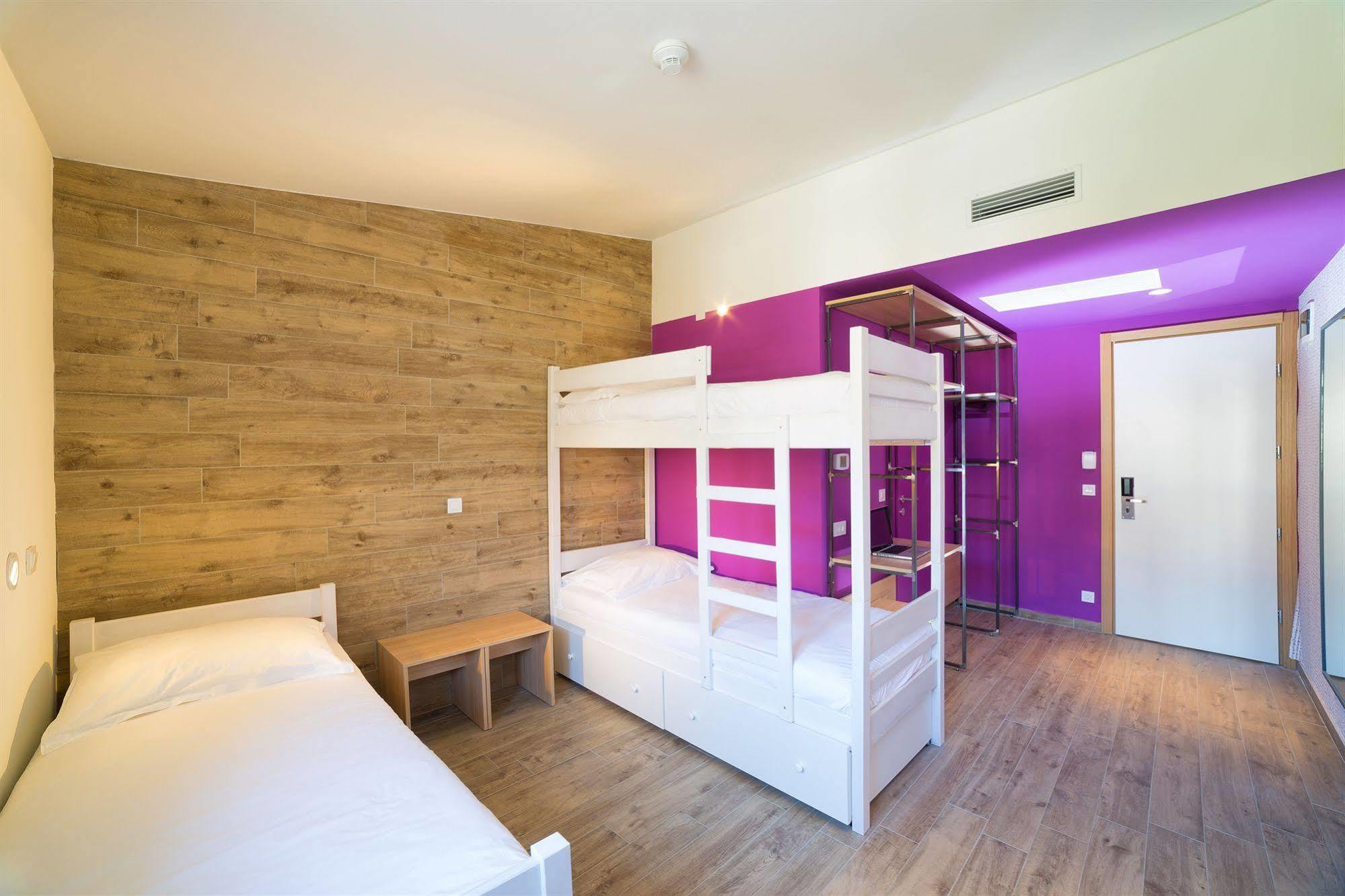 לובראן Hostel Link מראה חיצוני תמונה