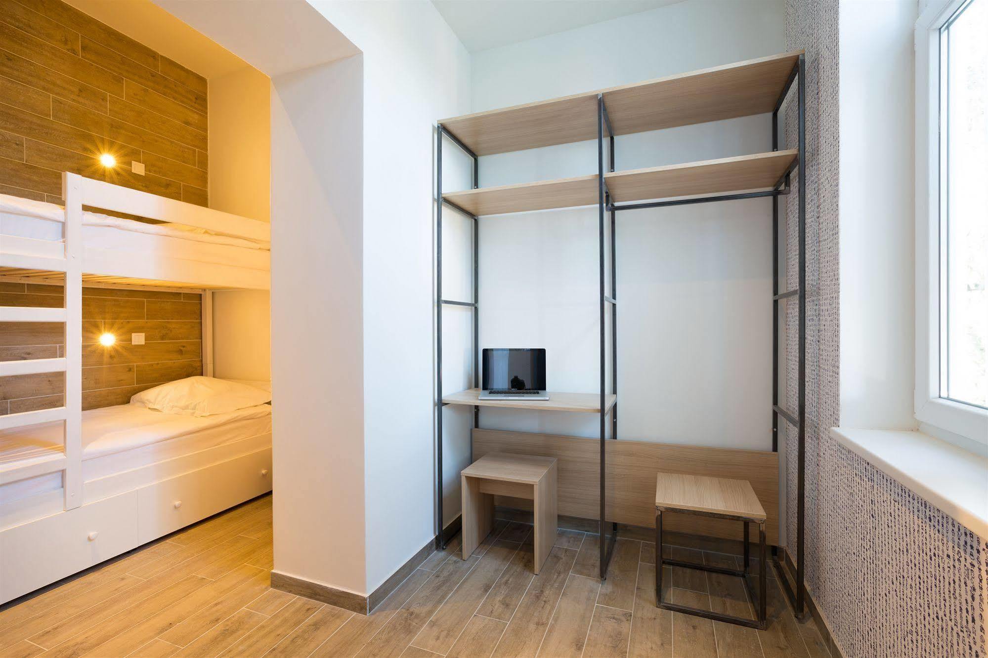 לובראן Hostel Link מראה חיצוני תמונה